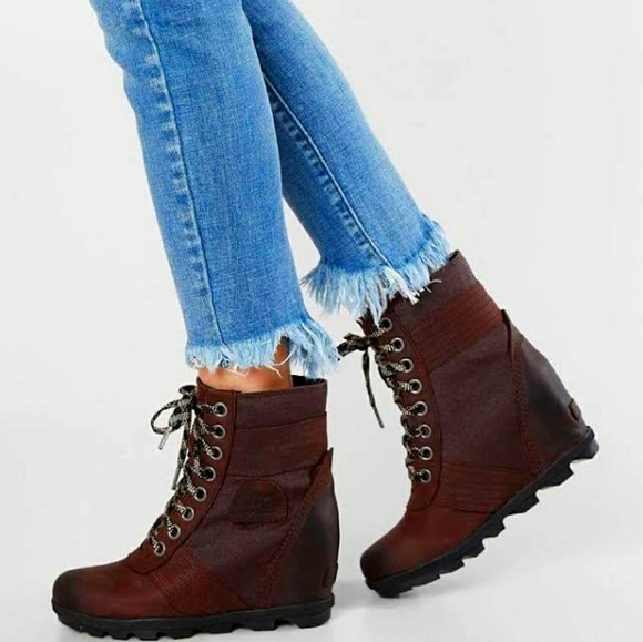 sorel leather wedge boots